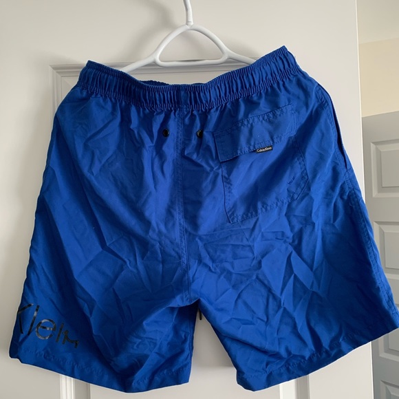Blue Calvin Klein swimtrunks SIZE MEDIUM - Picture 2 of 2